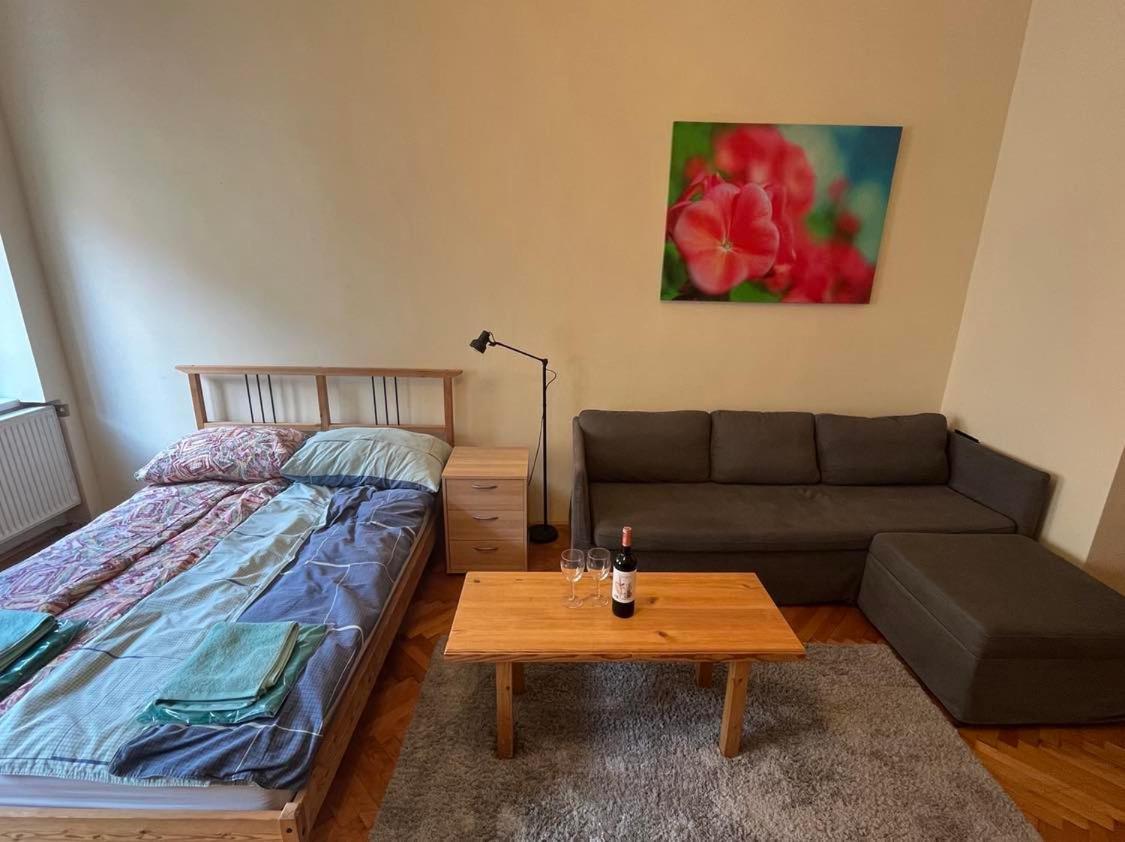 Apartment Urban Nest *